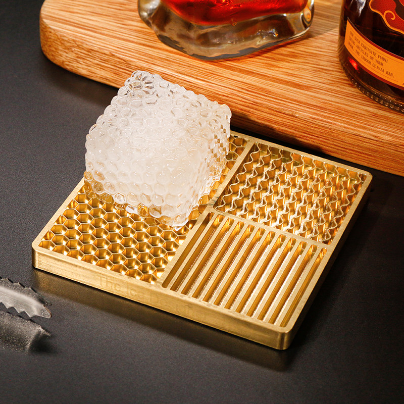 Ice Design Tray – Small Ice Cube Mold with Custom Brass Stamp for Whiskey & Cocktails - Image 2